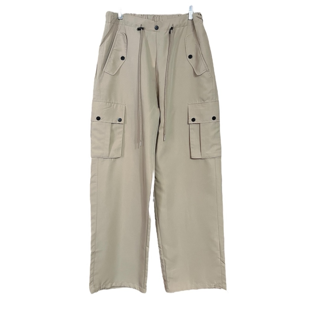 Iffei Khaki Cargos Sz M NWT
